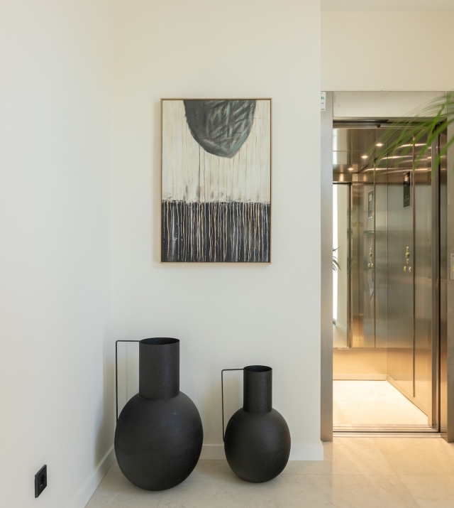 Resa Estates for sale Ibiza Vlla Aixa te koop sale lift sea views detail interior.jpg